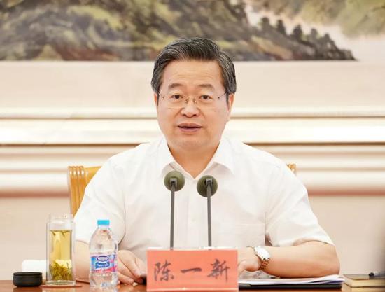 启动第二批“十大课题”调研